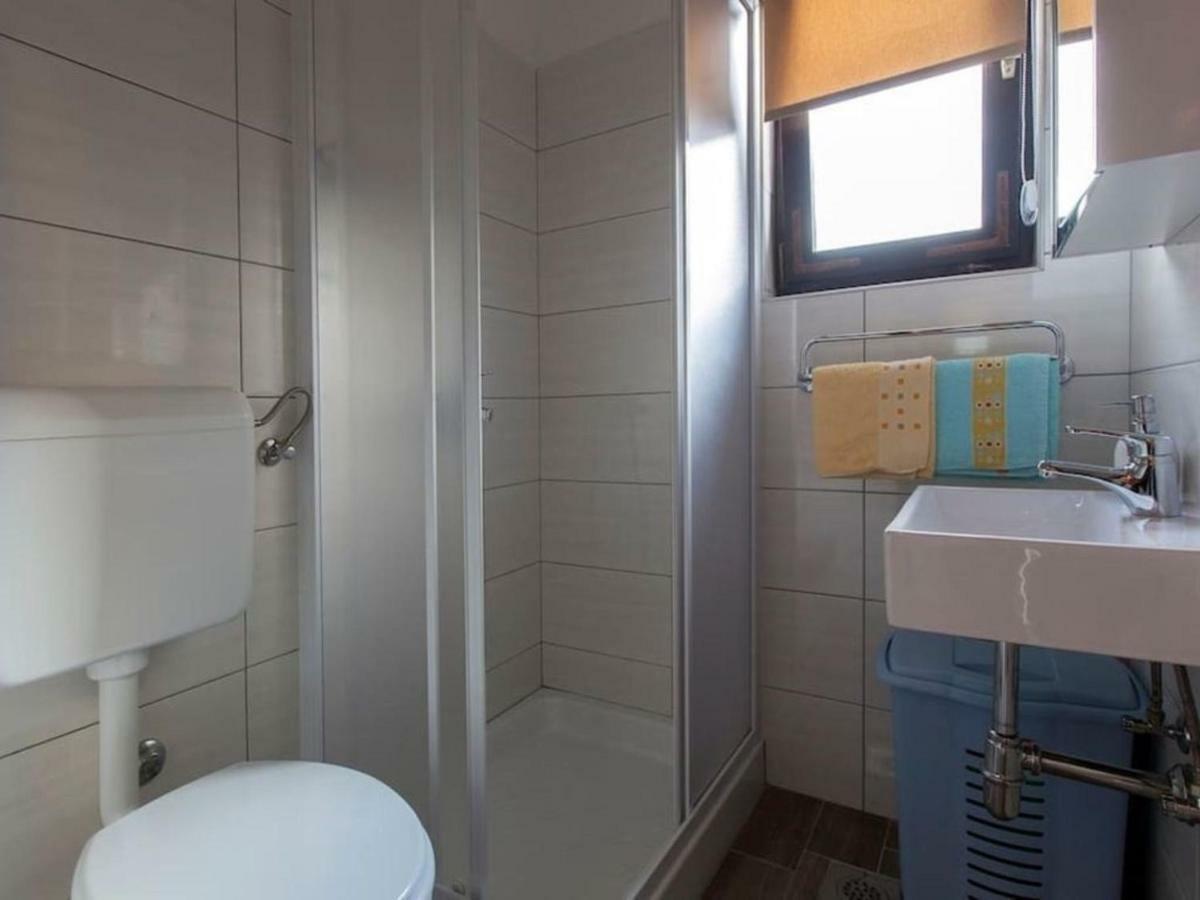 Apartments Grozdanic Fazana Exterior photo